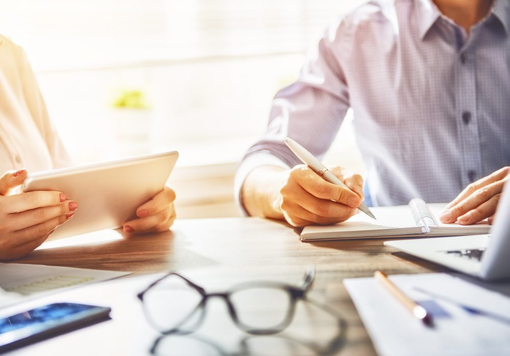 Half-width-landscape-Build-Trust